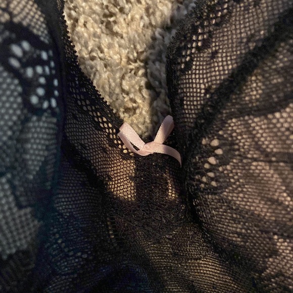 Cacique Black Lace Bra - Picture 2 of 5